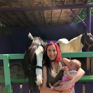 Meet your Posher, Whitney